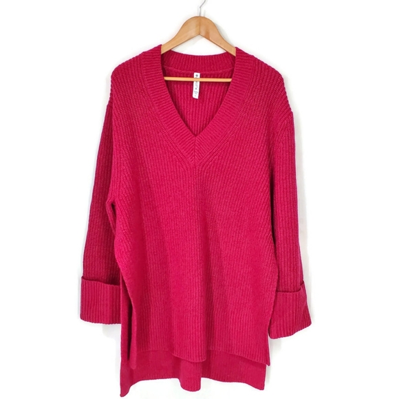 Athleta Shasta V-Neck Oversized Fit Wool Knit Sweater- Dark Pink, Size Large - Picture 4 of 9